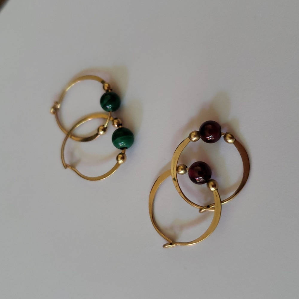 2 Pairs Gold Hoop Earrings Malachite and Garnet